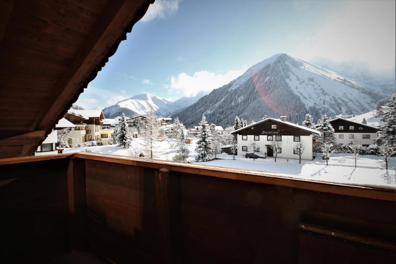 Apartamento Alpin Haus Berwang Exterior foto