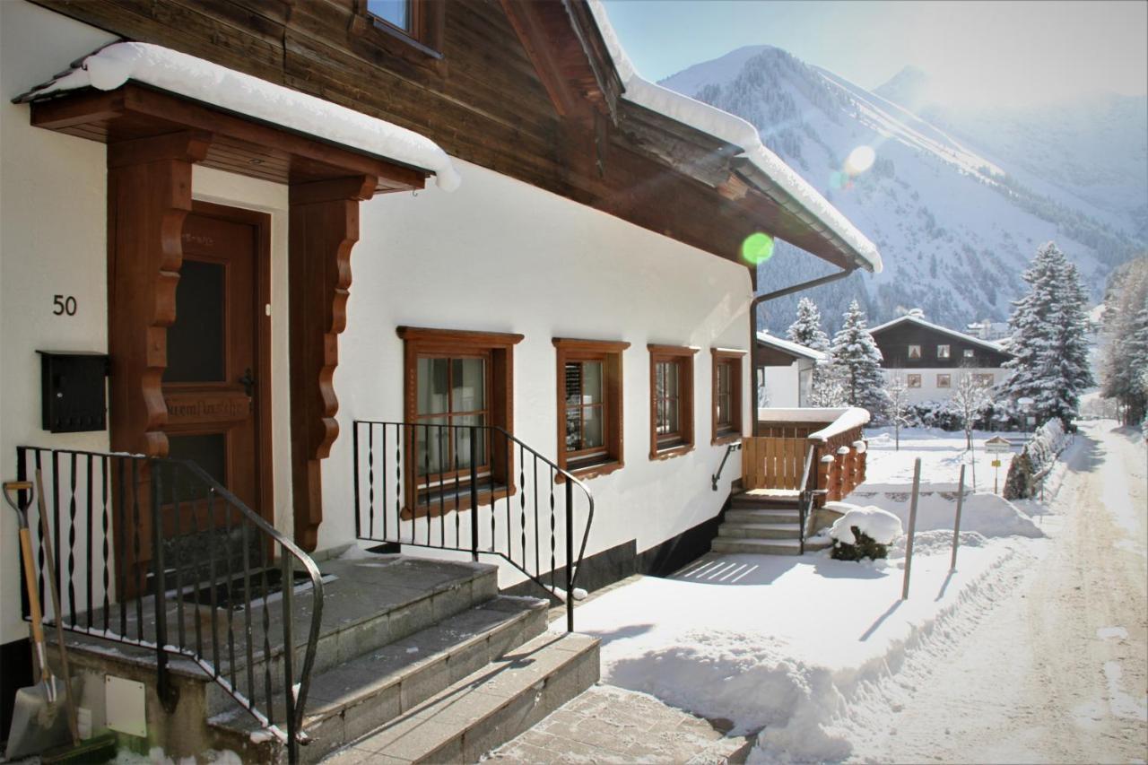 Apartamento Alpin Haus Berwang Exterior foto