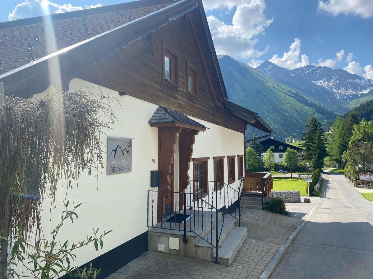 Apartamento Alpin Haus Berwang Exterior foto