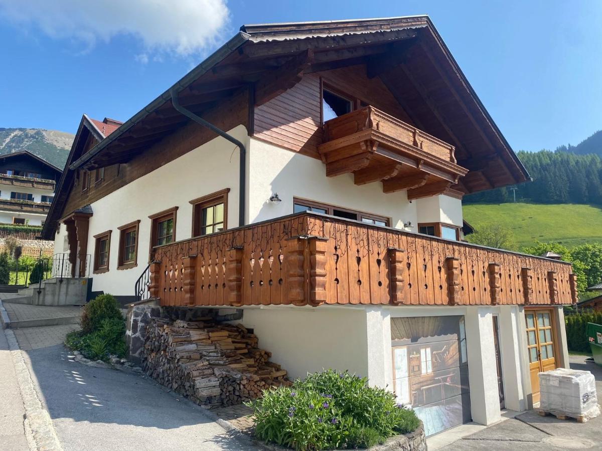 Apartamento Alpin Haus Berwang Exterior foto